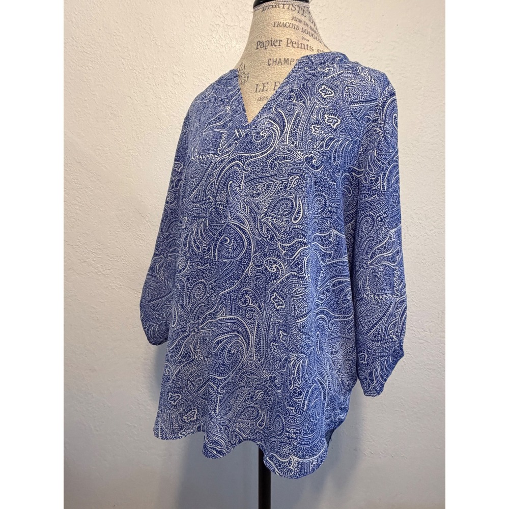 Chaus New York Blue White Paisley V-Neck Blouse 3/4 Roll Tab Sleeve Large